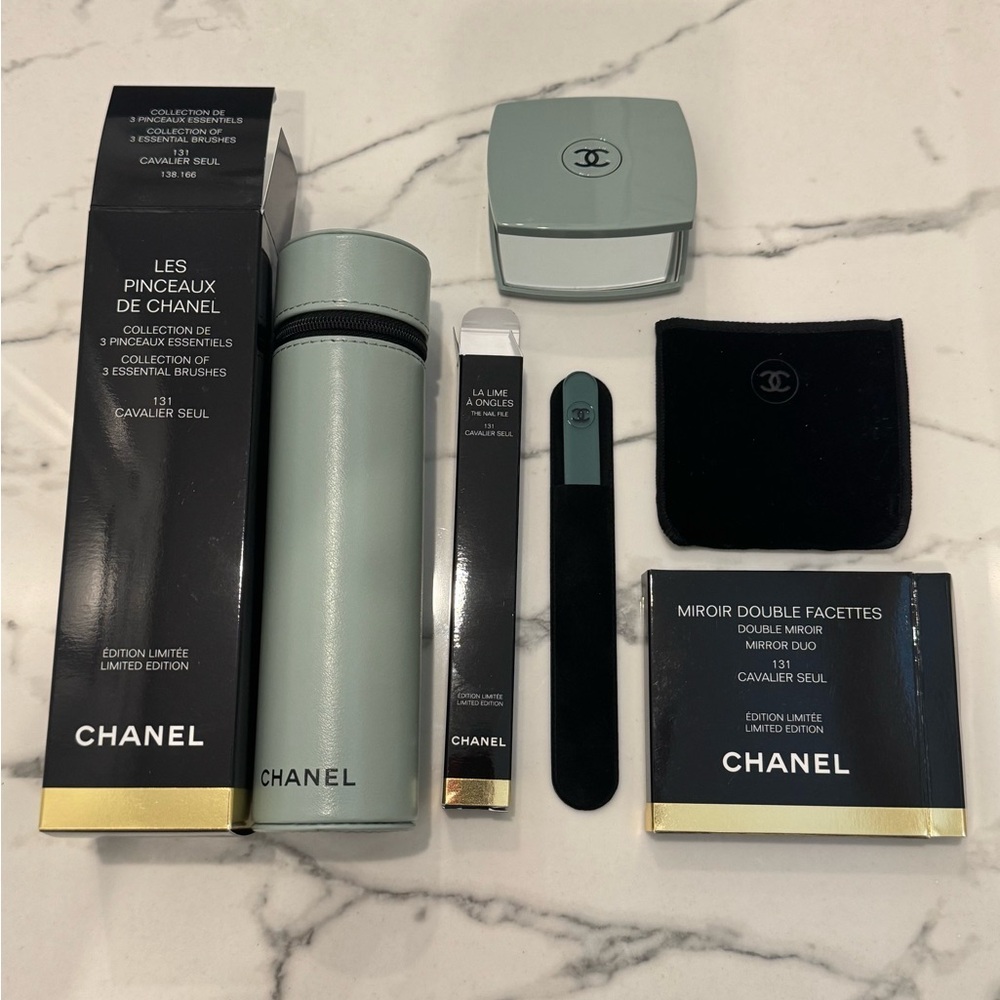 CHANEL les pinceaux de chanel CAVALIER SEUL full set (brush+mirror+file) NIB